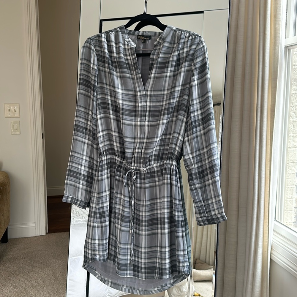 Dalia size 0 shirt dress grey plaid, worn once